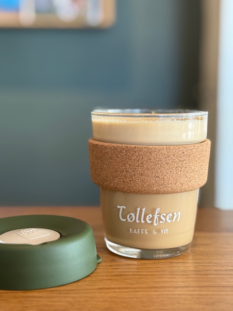 KeepCup med logo fra T&oslash;llefsenhj&oslash;rnet